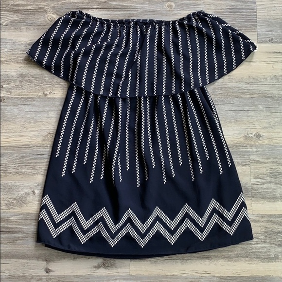 Women's Francesca’s Strapless Dress Medium - Picture 6 of 7